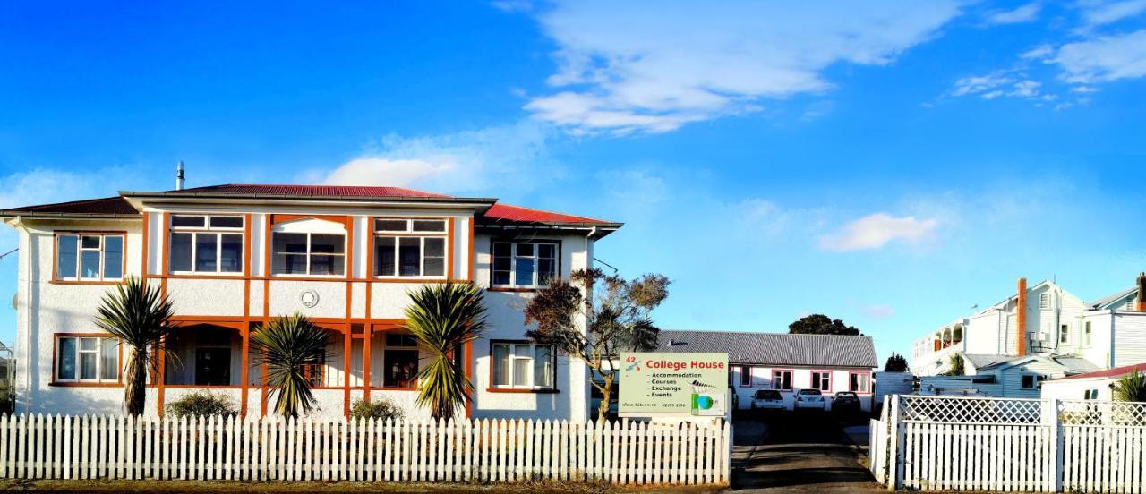 Albergue 42B College House Whanganui Exterior foto